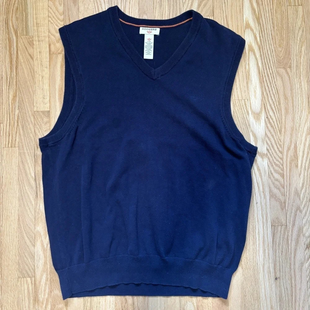 Dockers | 100% Cotton V-Neck Sweater Vest